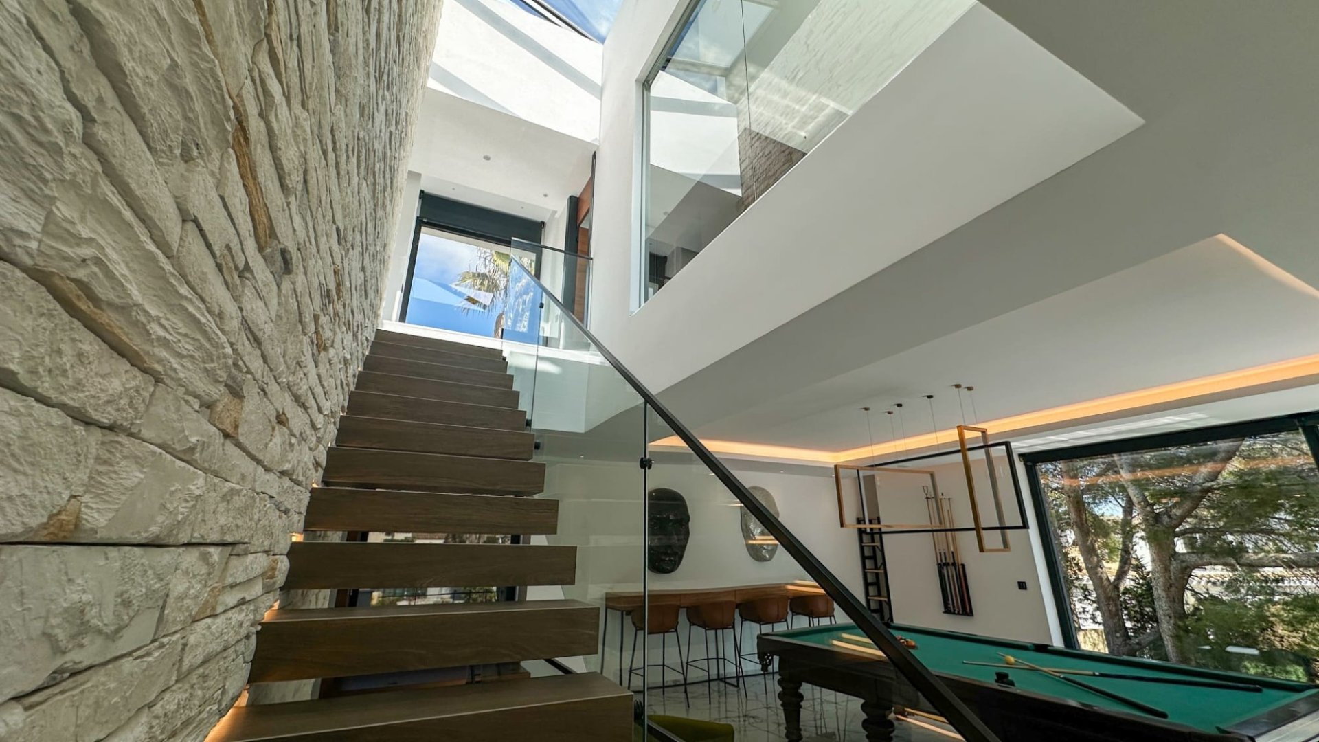 Resale - Villa -
Orihuela Costa - Villamartín