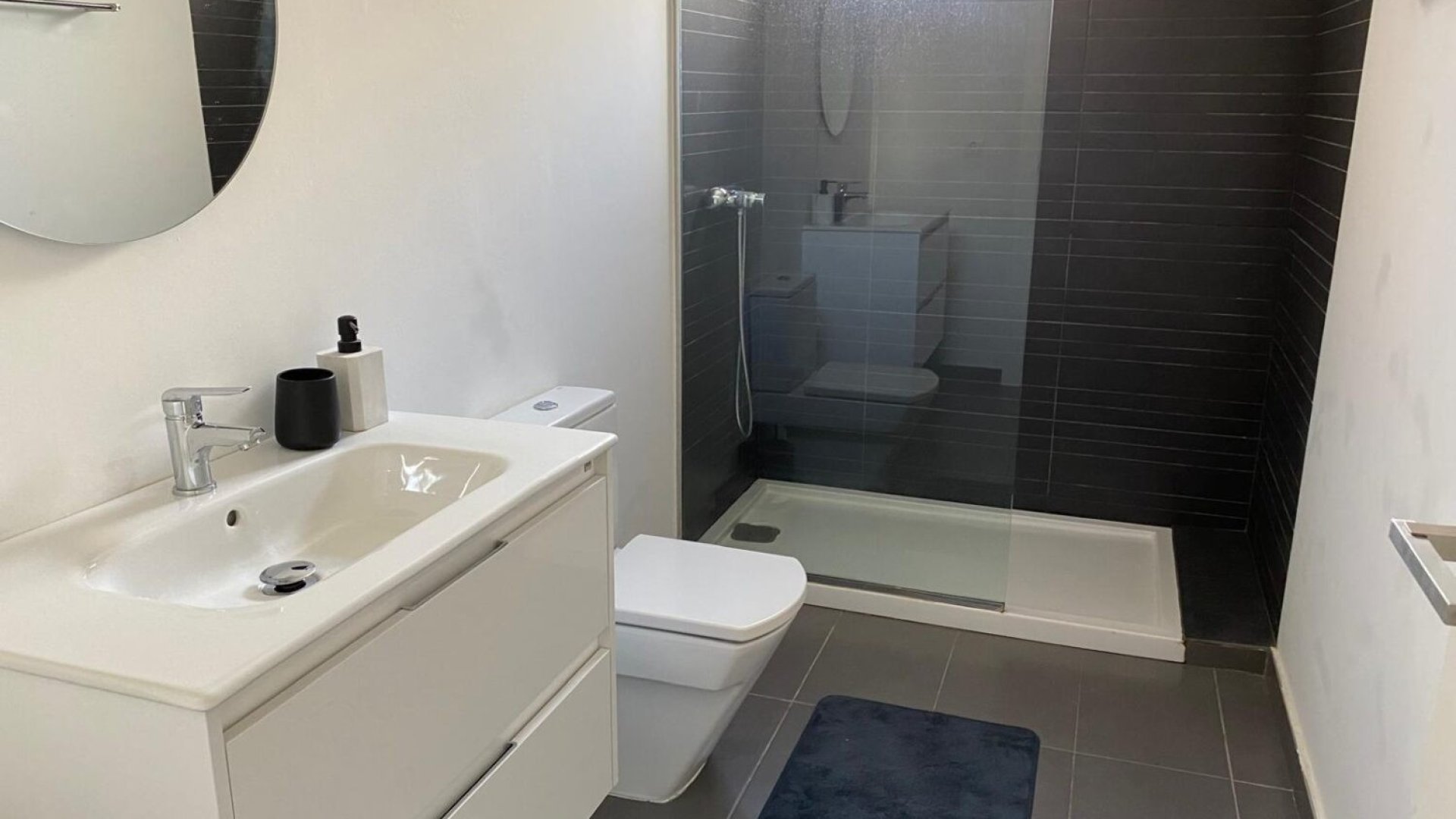Resale - Villa -
Orihuela Costa - Villamartín