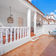 Resale - Villa -
Orihuela Costa - Villamartín