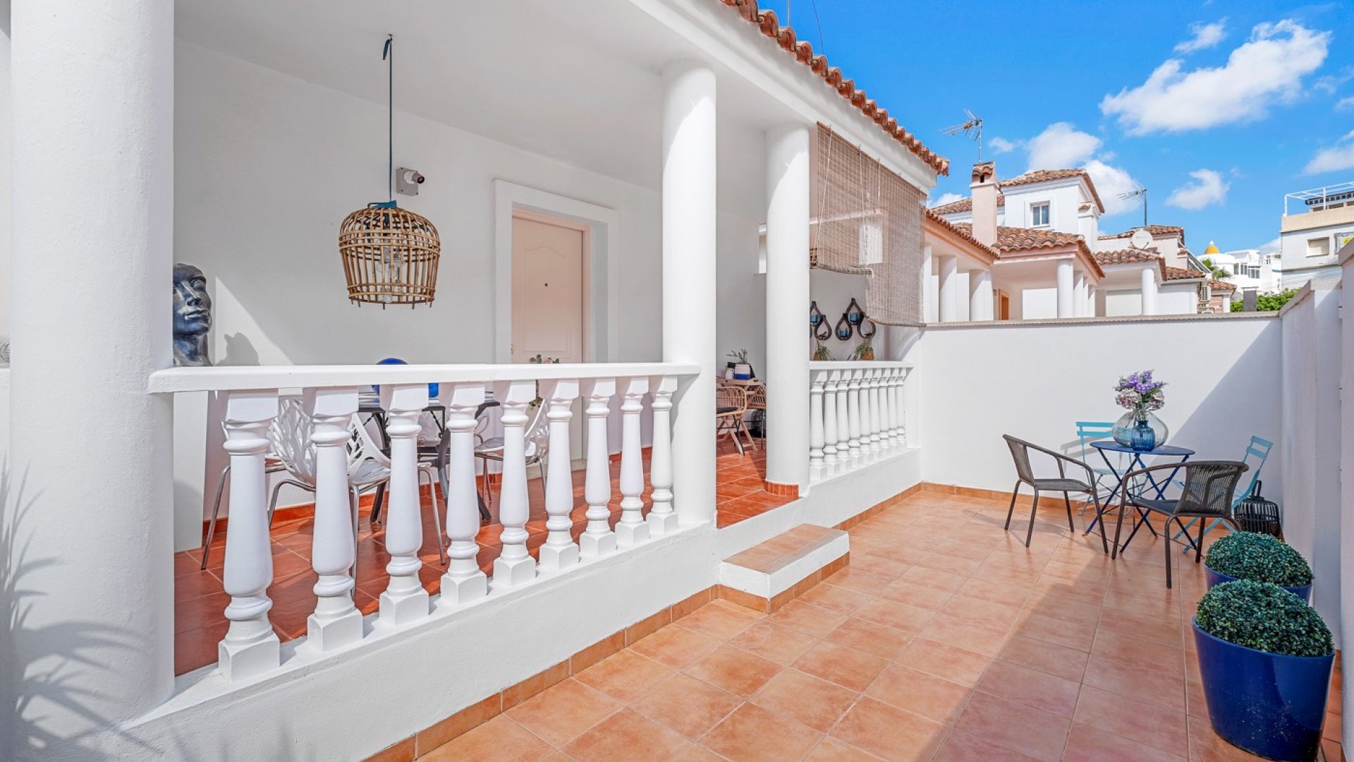 Resale - Villa -
Orihuela Costa - Villamartín