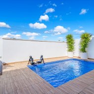 Resale - Villa -
Orihuela Costa - Villamartín