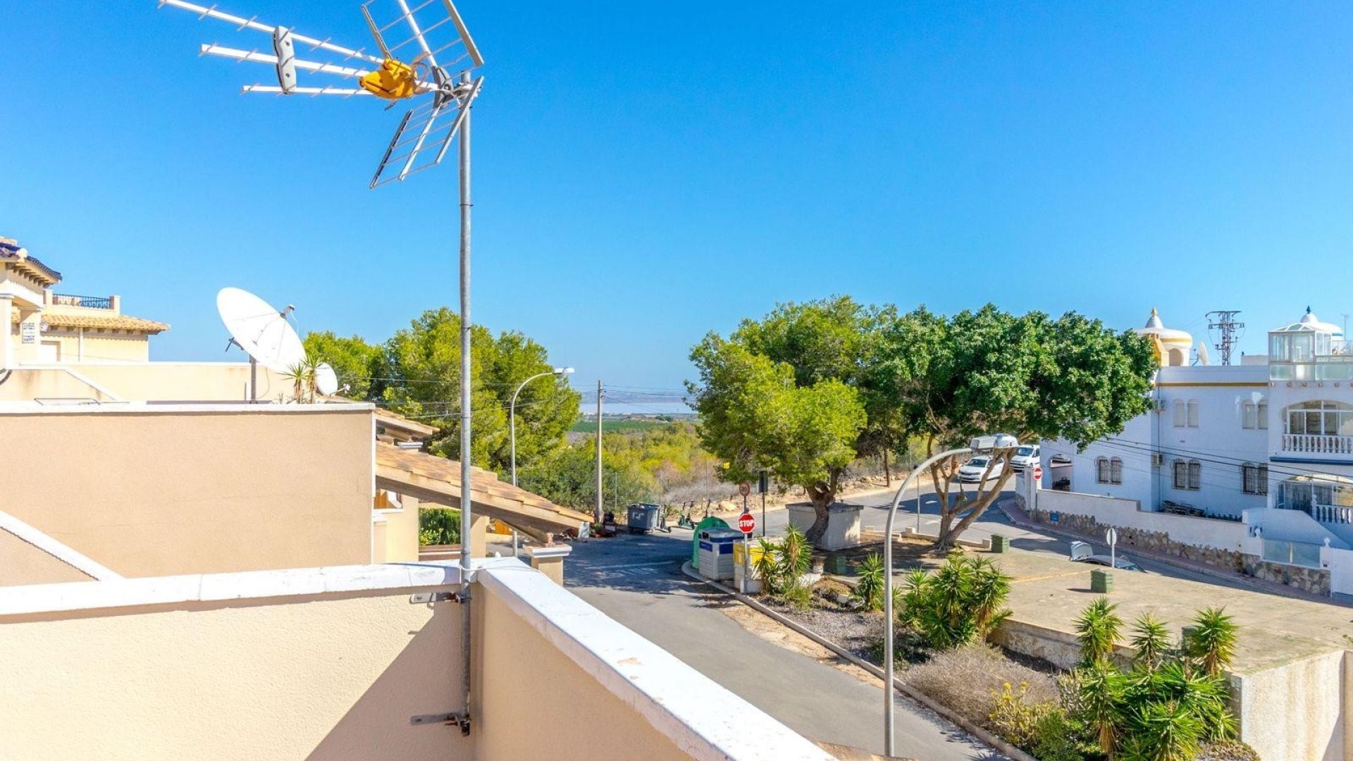 Resale - Villa -
Orihuela Costa - Villamartín