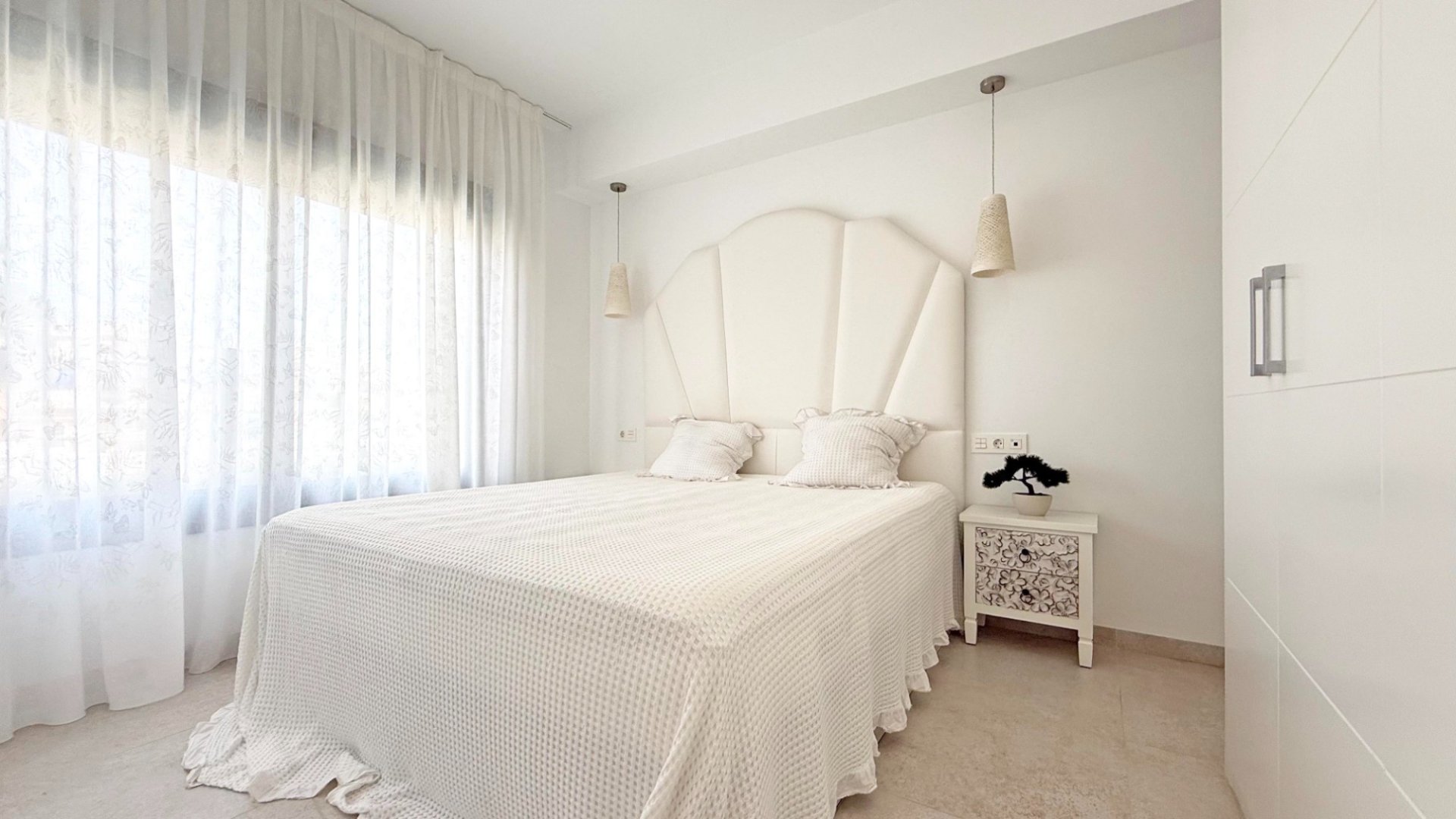 Resale - Villa -
Orihuela Costa - Villamartín
