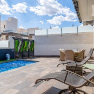 Resale - Villa -
Orihuela Costa - Villamartín