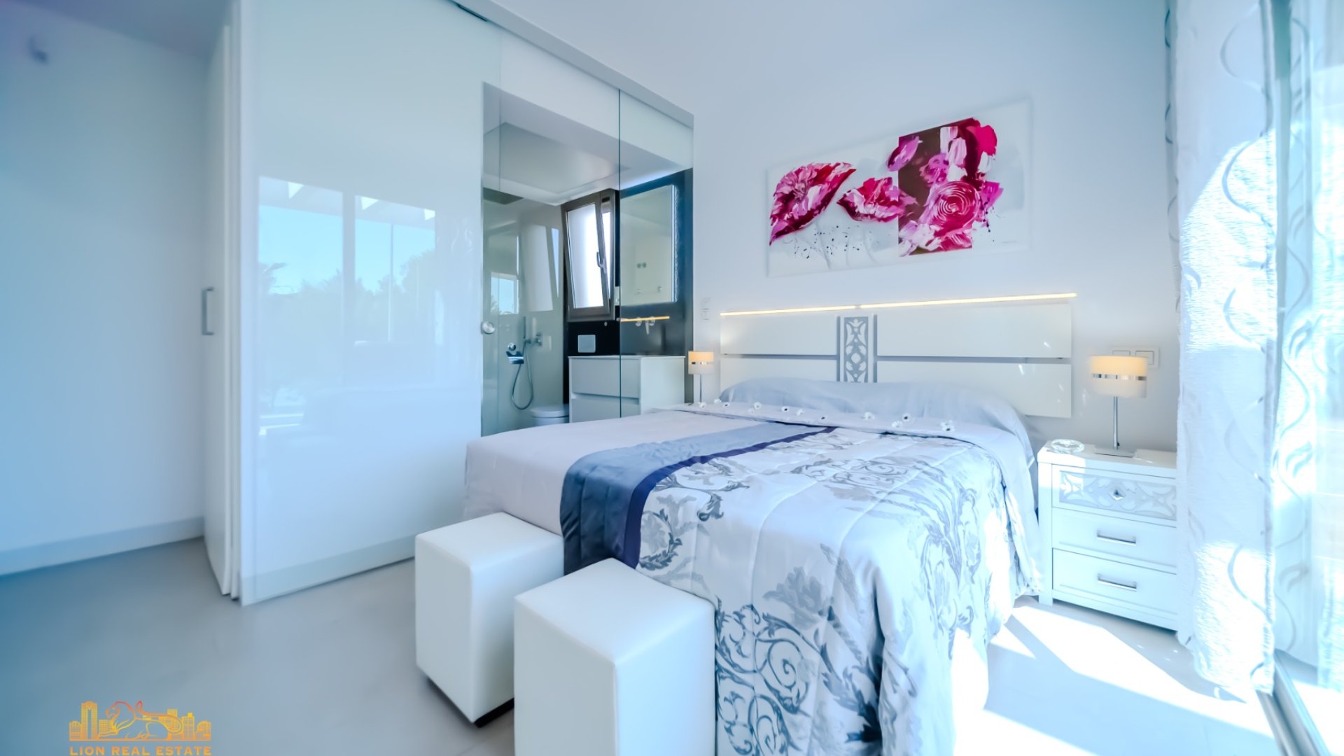 Resale - Villa -
Orihuela Costa - Villamartín