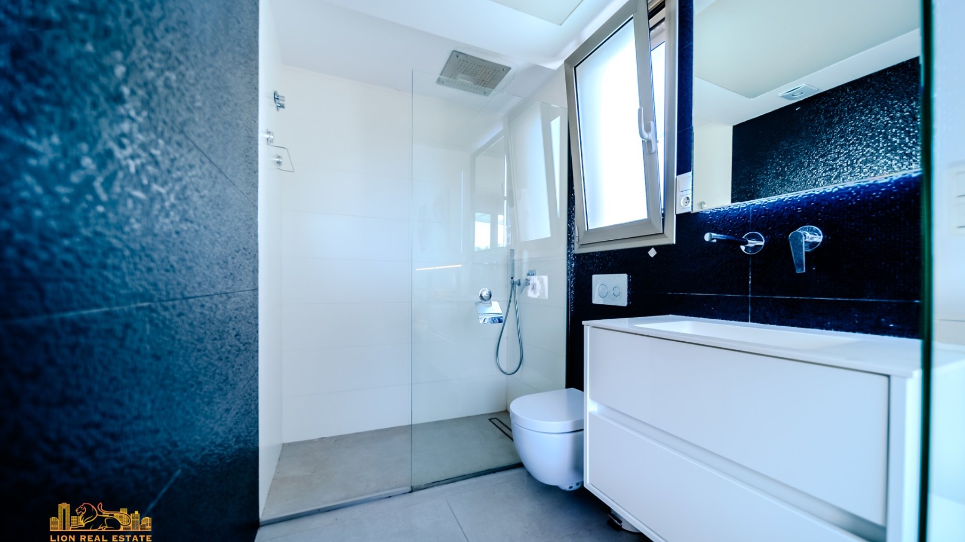 Resale - Villa -
Orihuela Costa - Villamartín