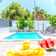 Resale - Villa -
Orihuela Costa - Villamartín