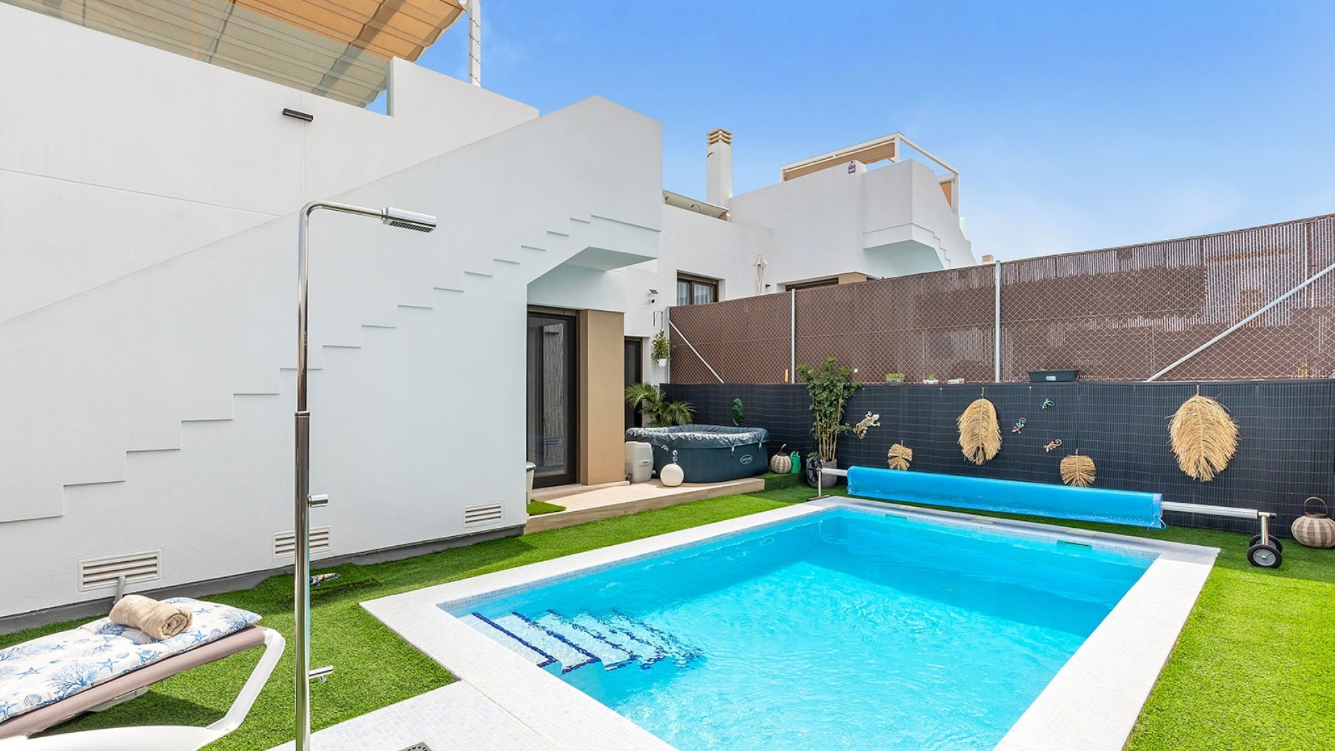 Resale - Villa -
Orihuela Costa - Vistabella