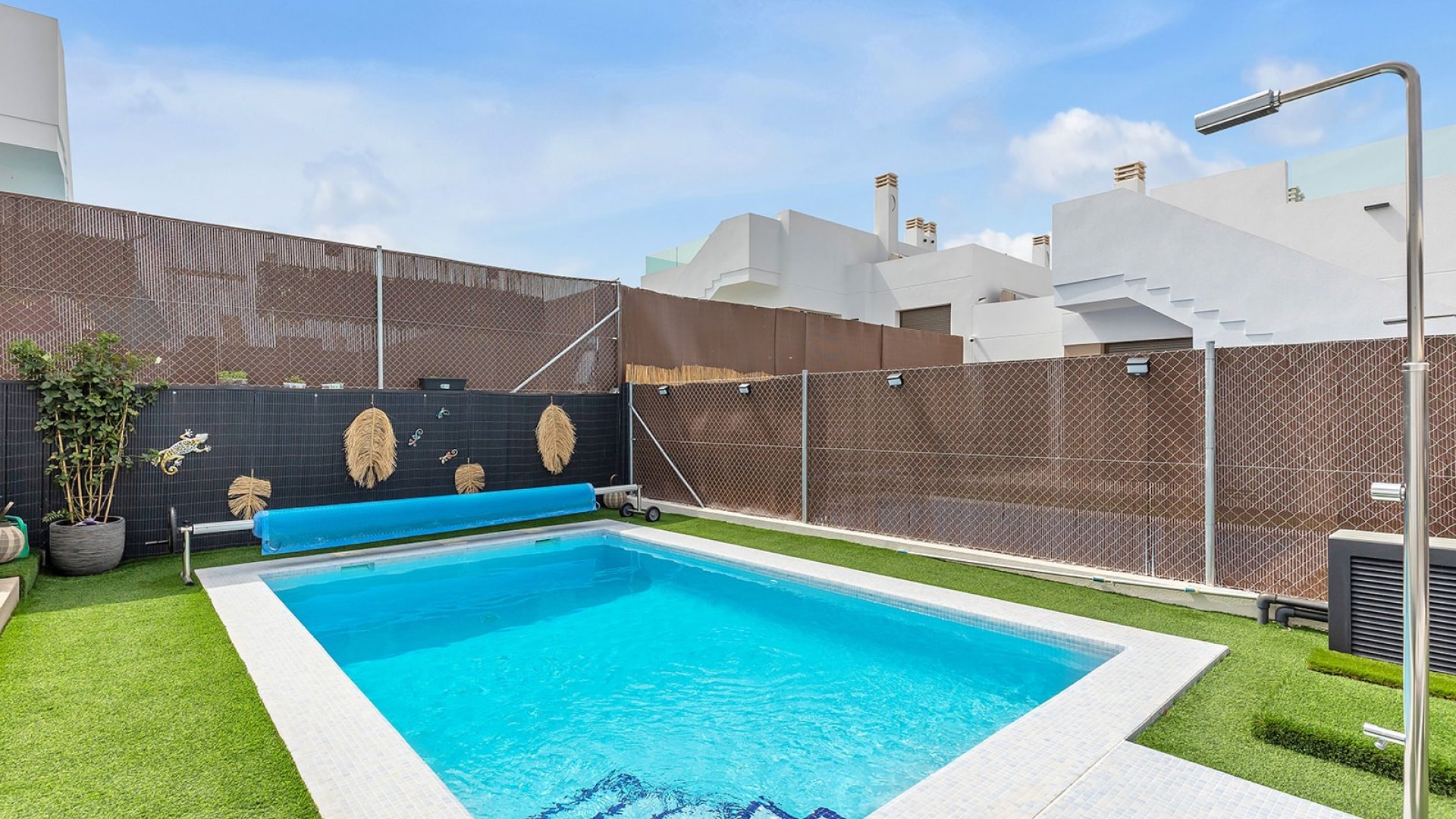 Resale - Villa -
Orihuela Costa - Vistabella