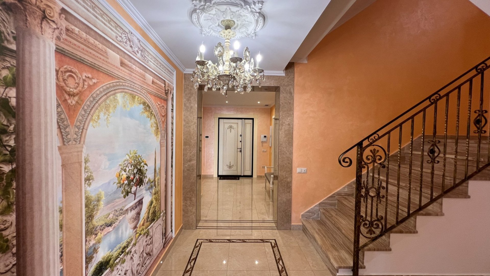 Resale - Villa -
Orihuela Costa