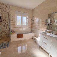 Resale - Villa -
Orihuela Costa