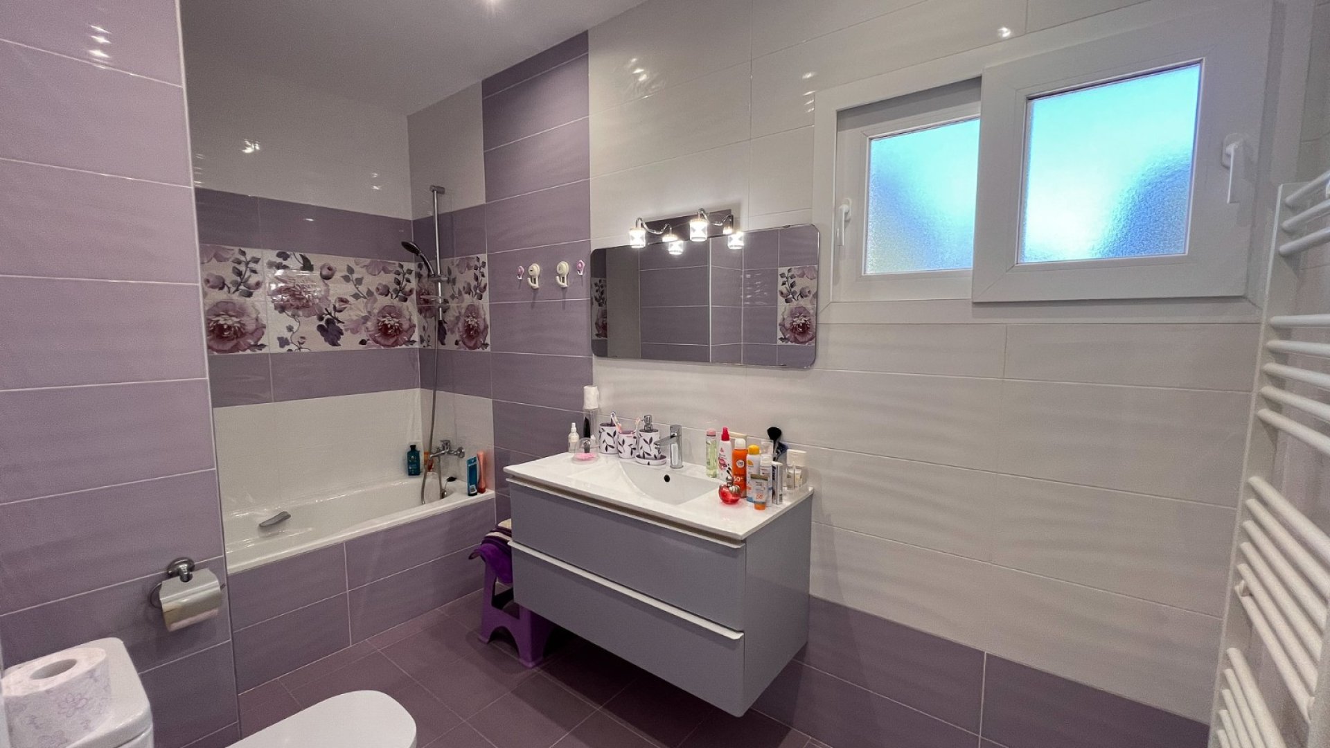 Resale - Villa -
Orihuela Costa