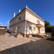 Resale - Villa -
Orihuela Costa