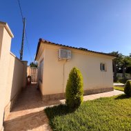 Resale - Villa -
Orihuela Costa