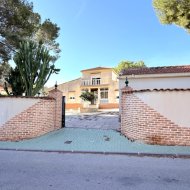 Resale - Villa -
Pilar de la Horadada - Costa Blanca