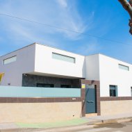 Resale - Villa -
Pilar de la Horadada - Torre de la Horadada