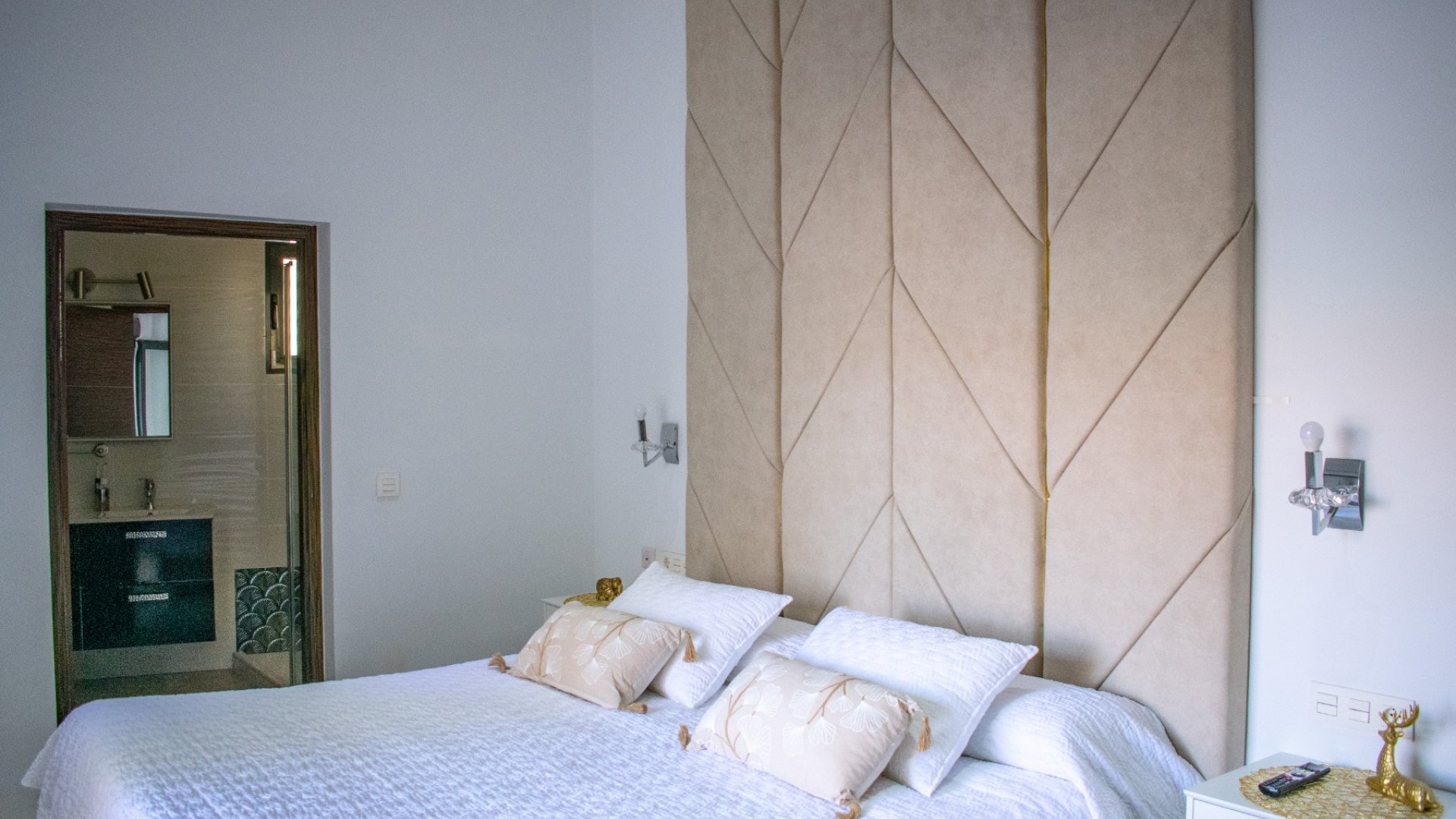 Resale - Villa -
Pilar de la Horadada - Torre de la Horadada