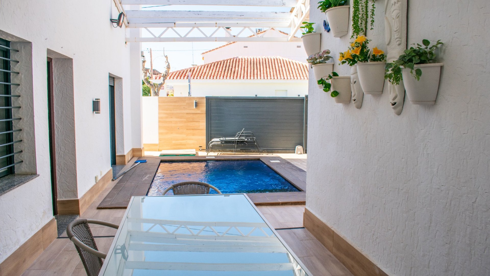 Resale - Villa -
Pilar de la Horadada - Torre de la Horadada