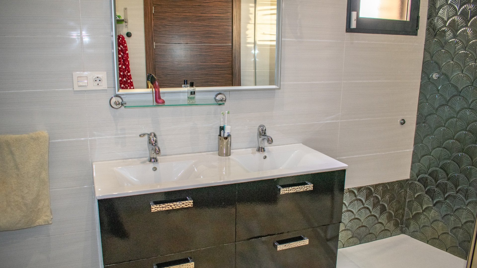 Resale - Villa -
Pilar de la Horadada - Torre de la Horadada