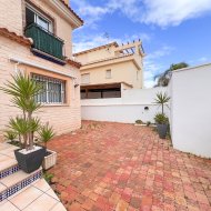 Resale - Villa -
Pilar de la Horadada