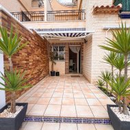 Resale - Villa -
Pilar de la Horadada