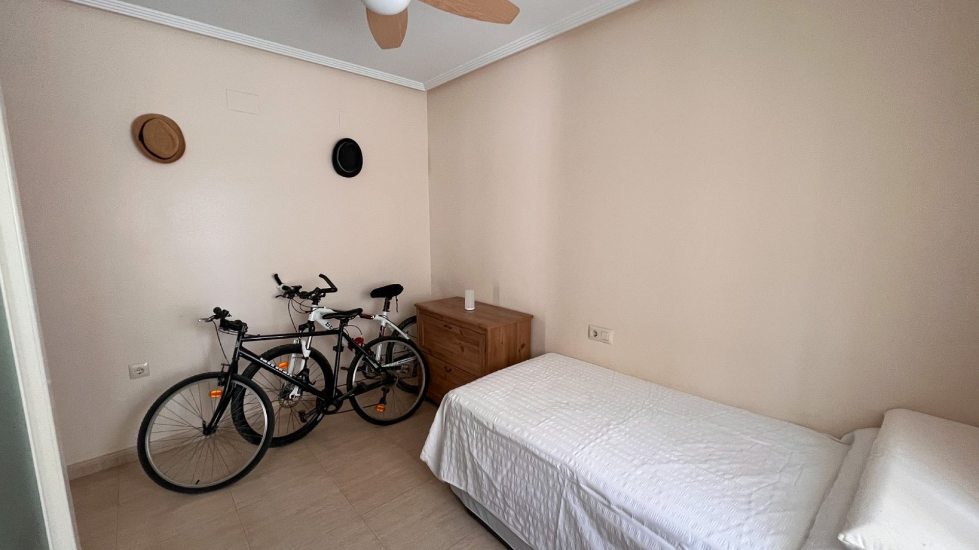 Resale - Villa -
Pilar de la Horadada