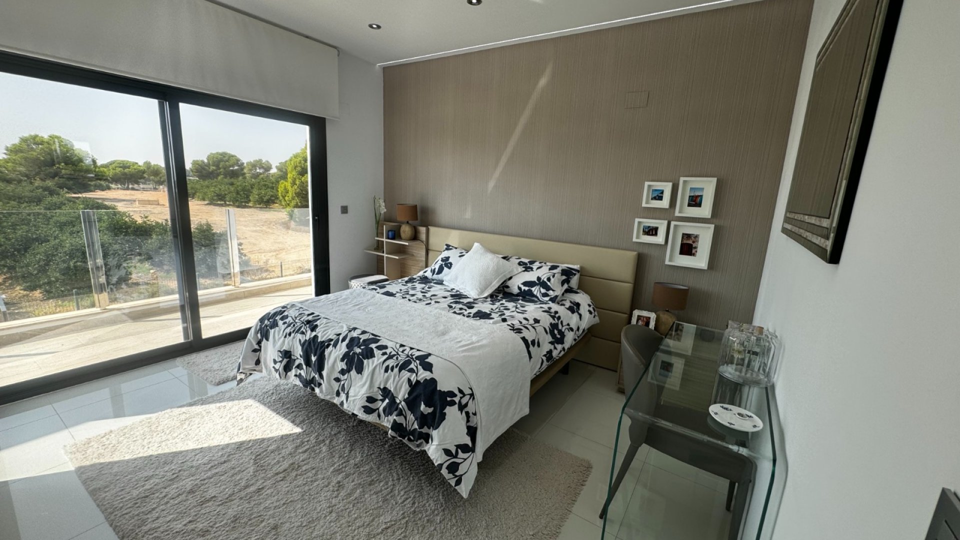 Resale - Villa -
Pilar de la Horadada