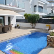 Resale - Villa -
Pilar de la Horadada