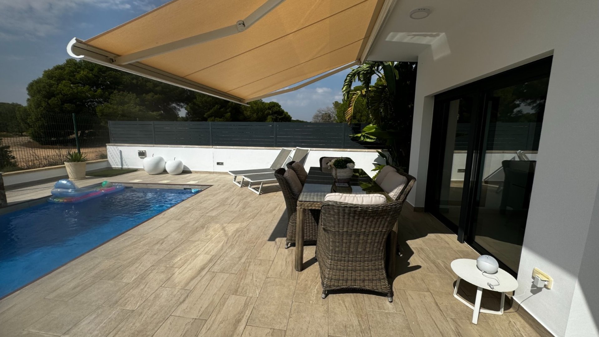 Resale - Villa -
Pilar de la Horadada