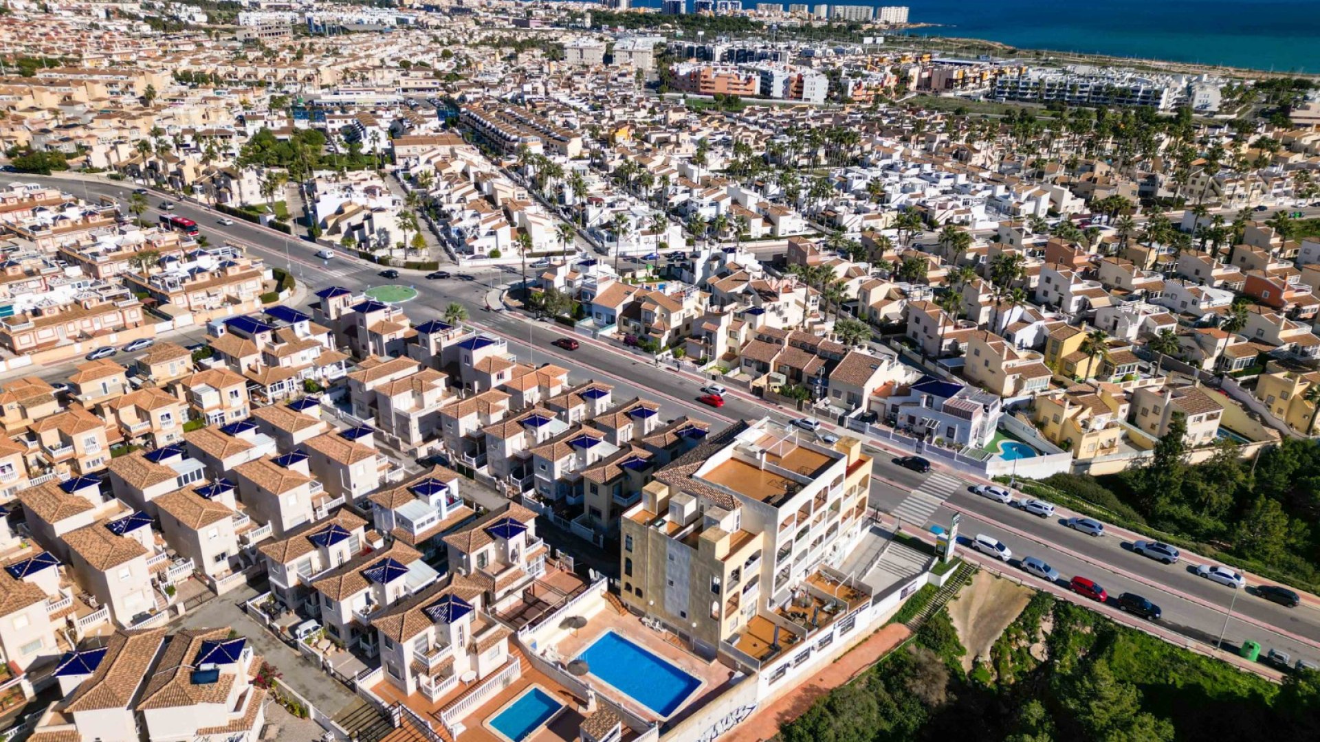 Resale - Villa -
Playa Flamenca - Orihuela Costa