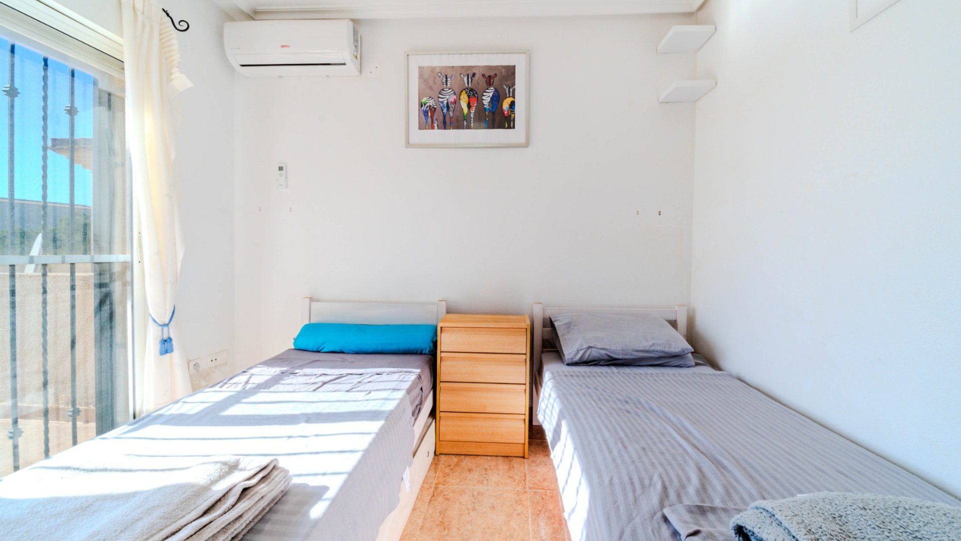 Resale - Villa -
Playa Flamenca - Orihuela Costa