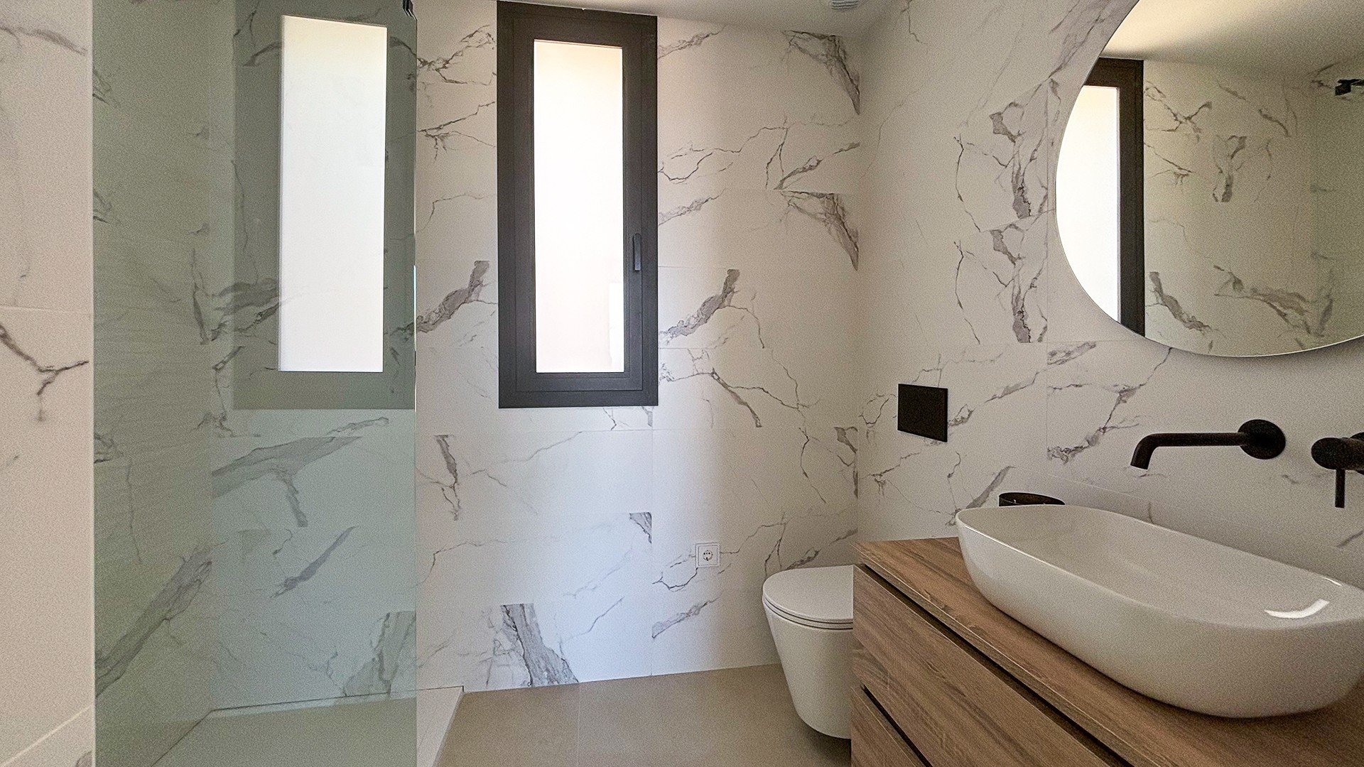 Resale - Villa -
Polop