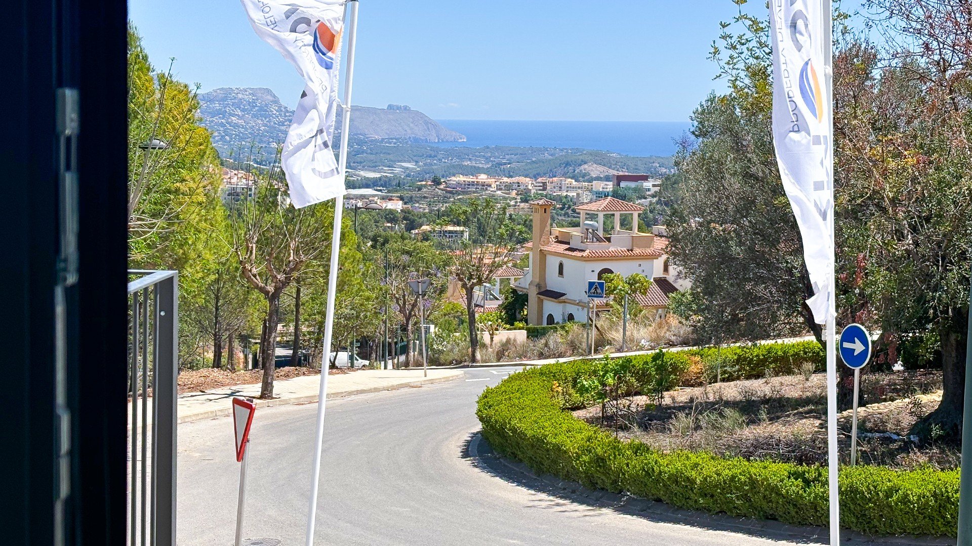 Resale - Villa -
Polop