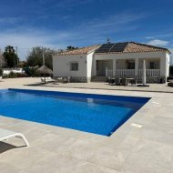 Resale - Villa -
Rafal