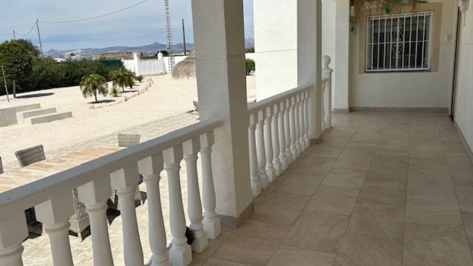 Resale - Villa -
Rafal