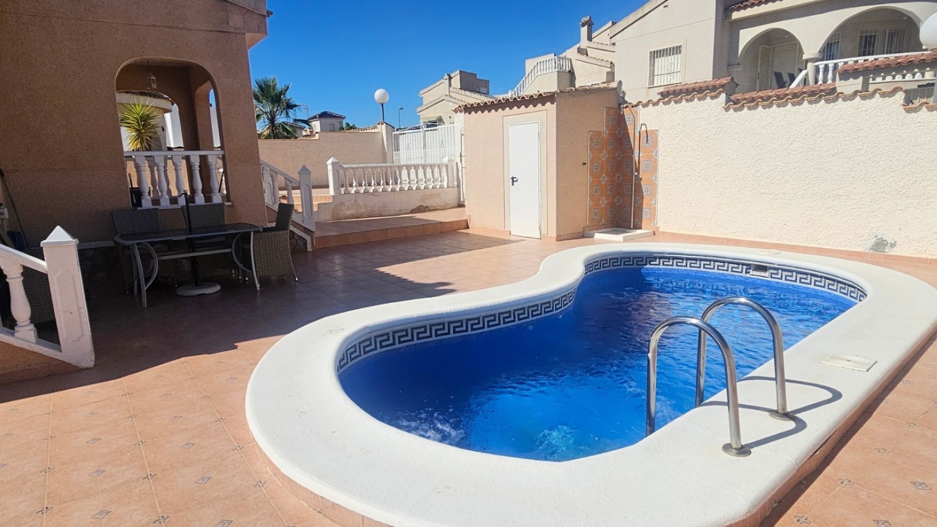 Resale - Villa -
Rojales - Benimar