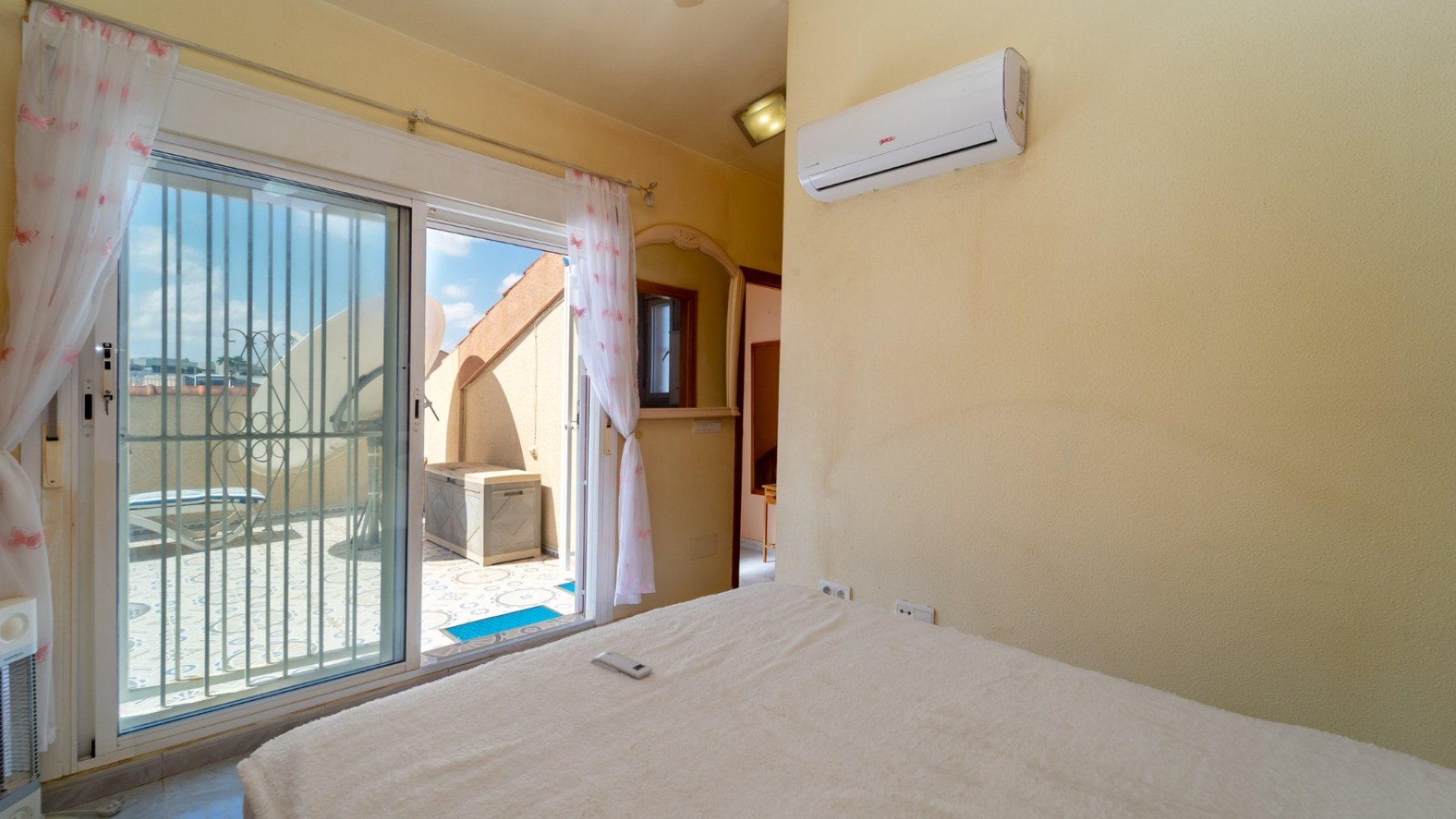 Resale - Villa -
Rojales - Benimar