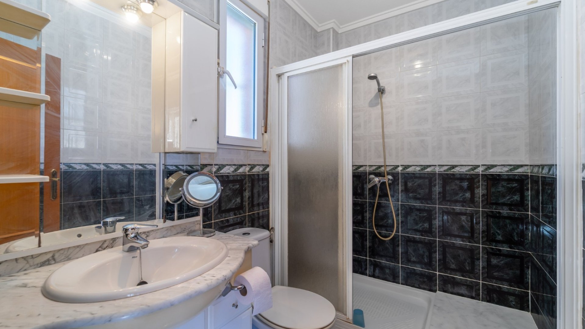 Resale - Villa -
Rojales - Benimar