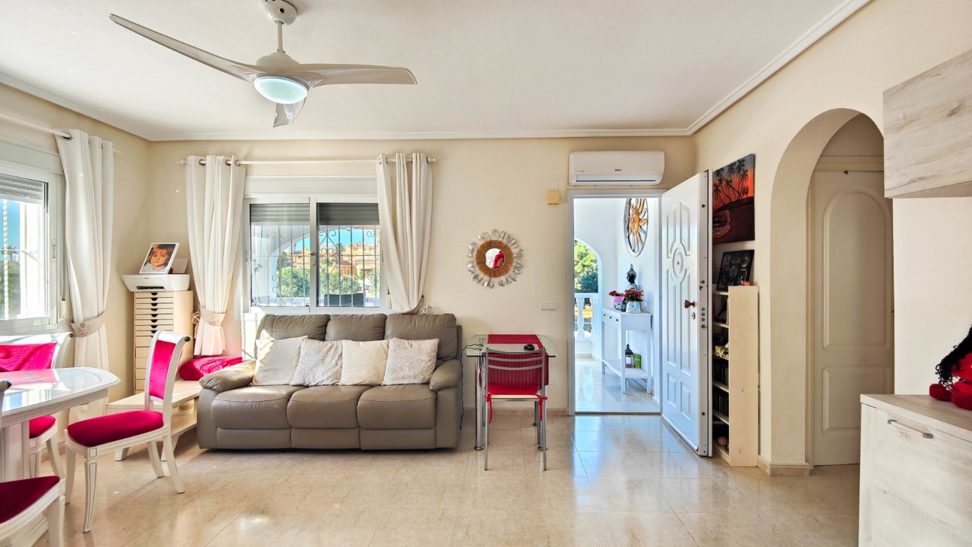 Resale - Villa -
Rojales - Ciudad Quesada