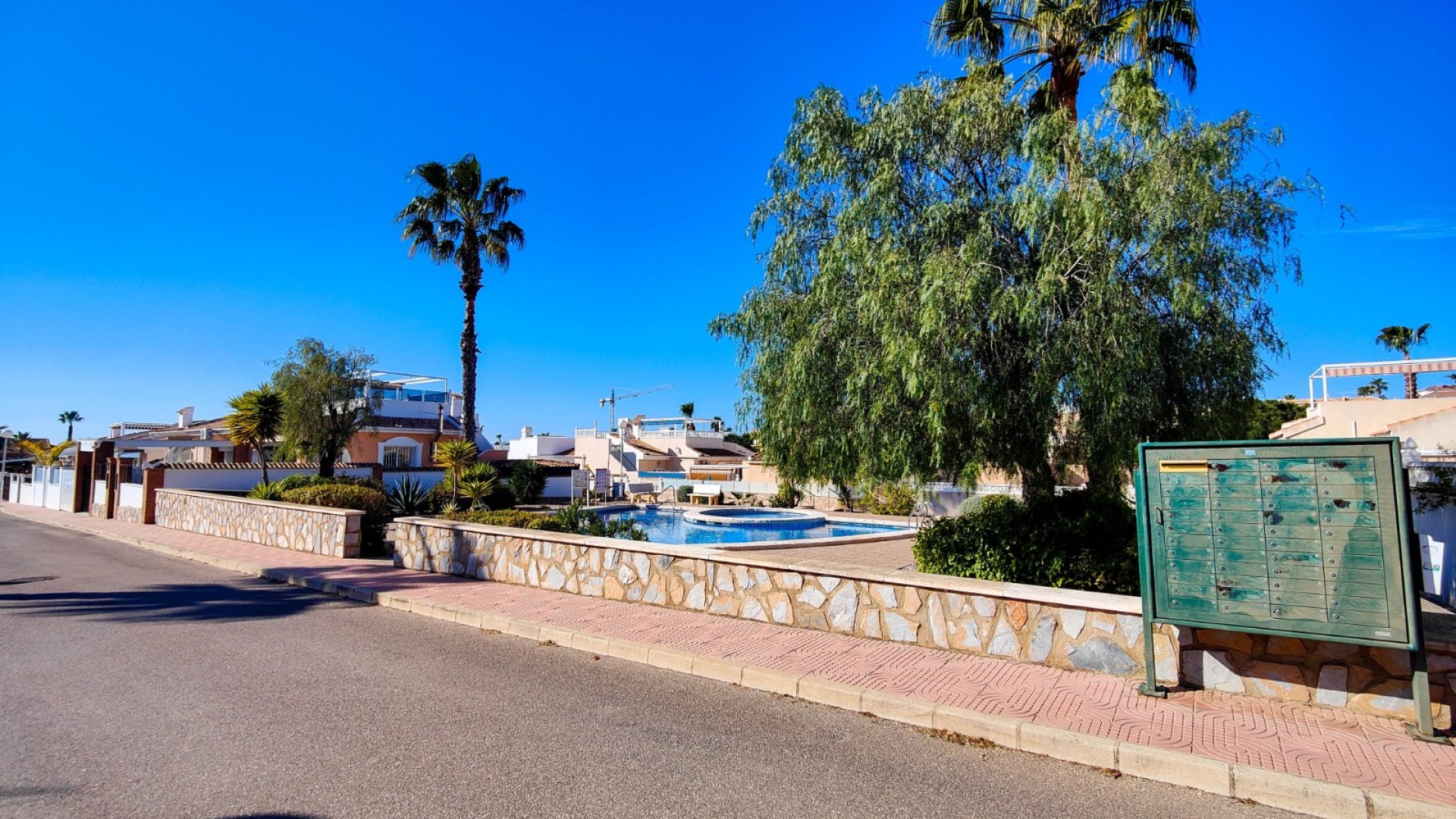 Resale - Villa -
Rojales - Ciudad Quesada