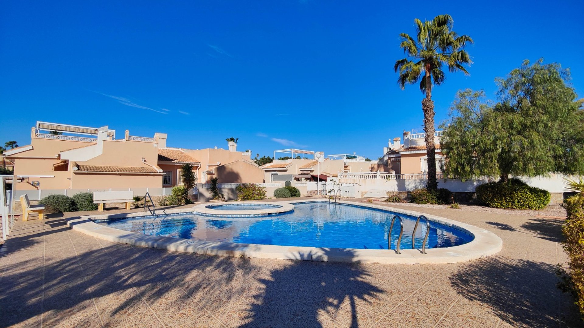 Resale - Villa -
Rojales - Ciudad Quesada