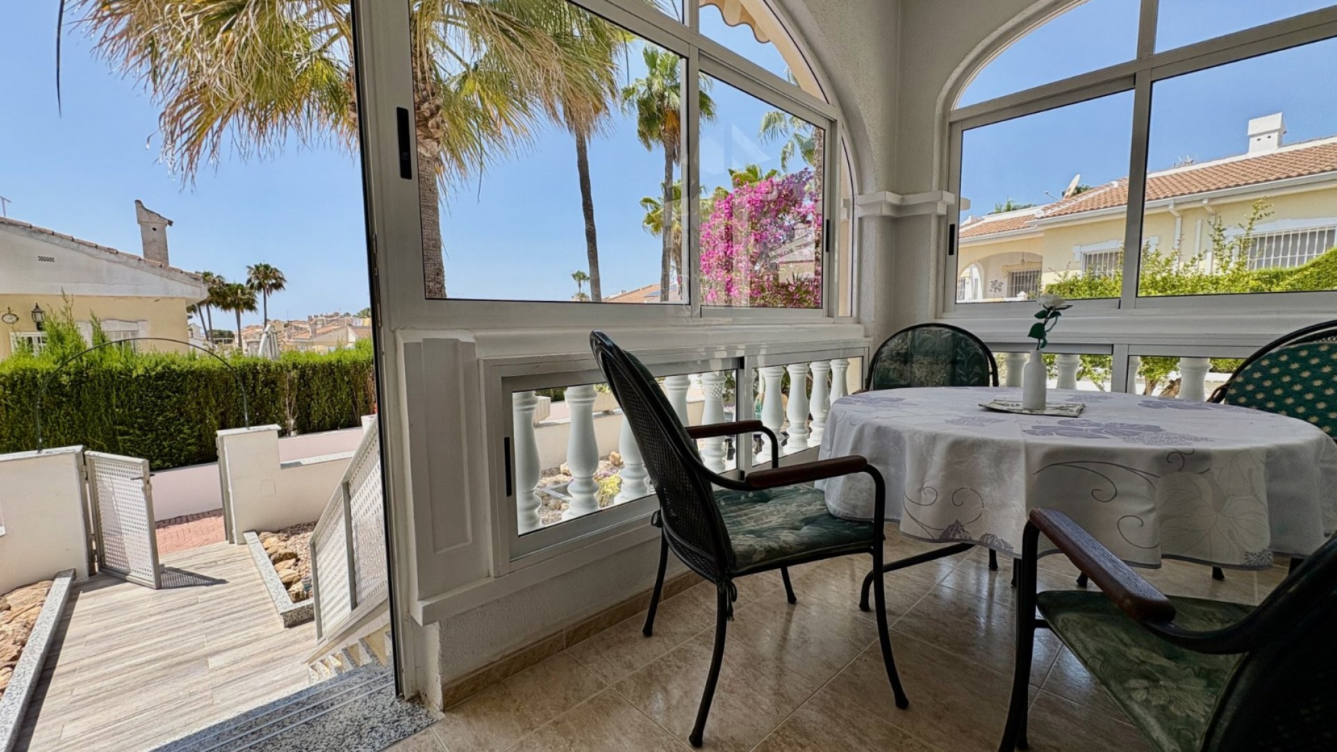 Resale - Villa -
Rojales - Ciudad Quesada