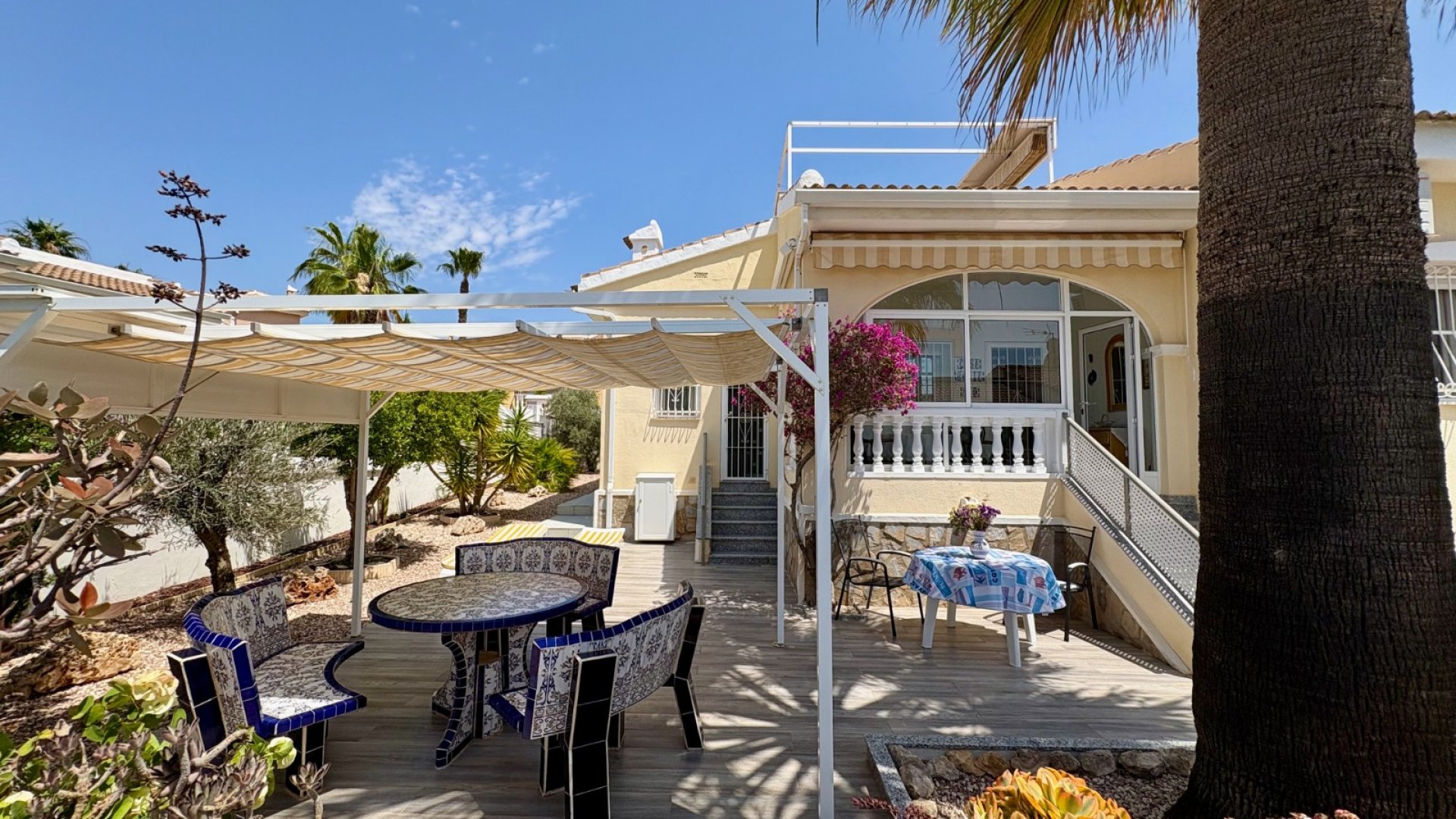 Resale - Villa -
Rojales - Ciudad Quesada