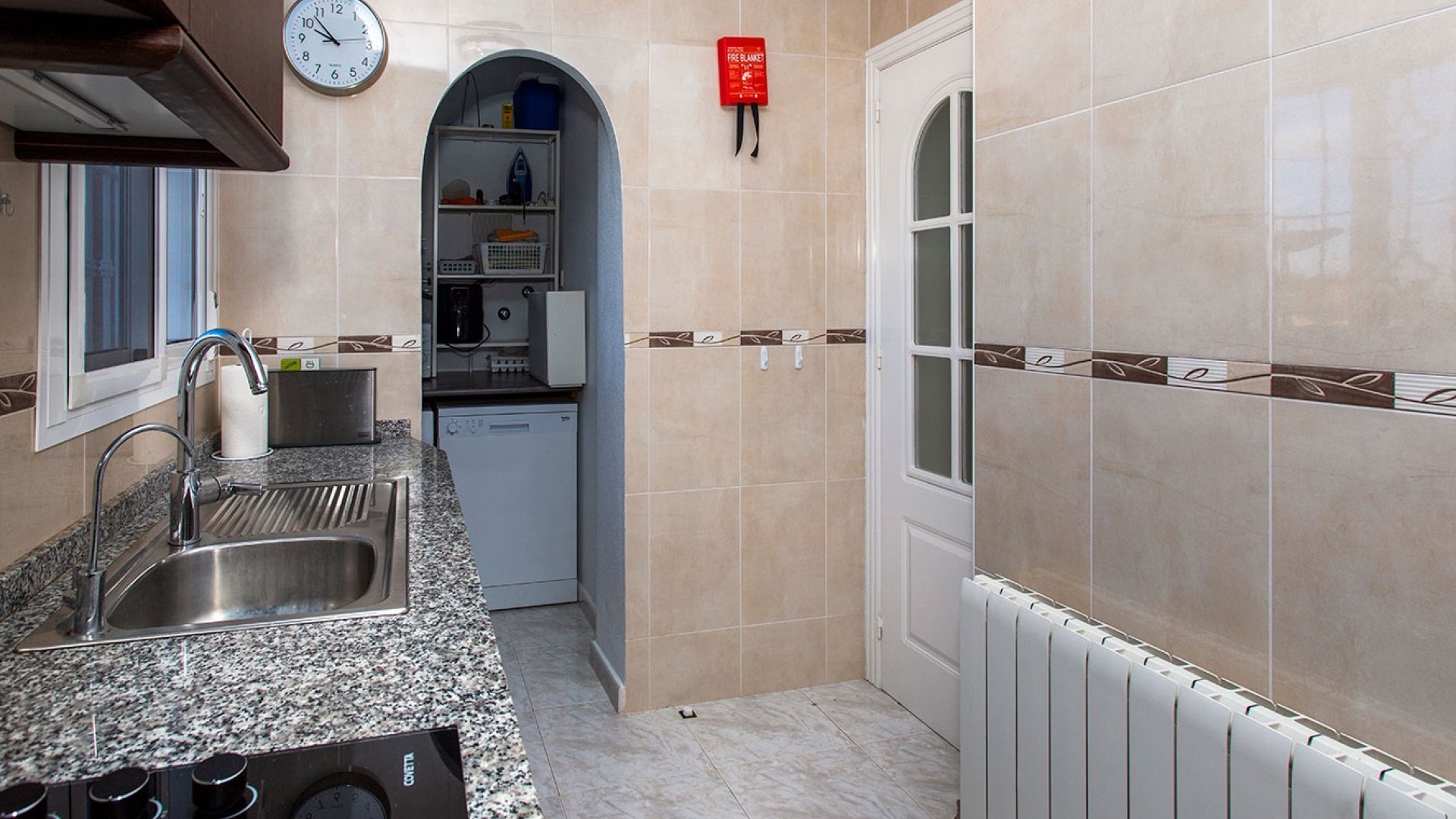 Resale - Villa -
Rojales - Pueblo