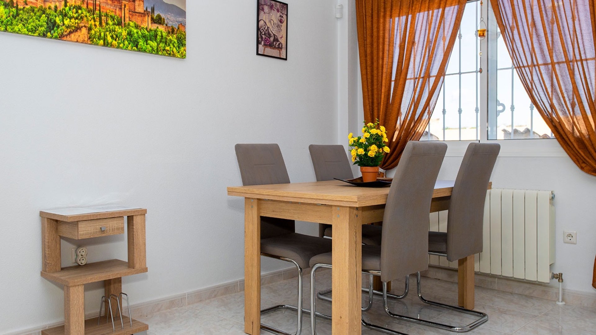 Resale - Villa -
Rojales - Pueblo