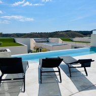 Resale - Villa -
Rojales