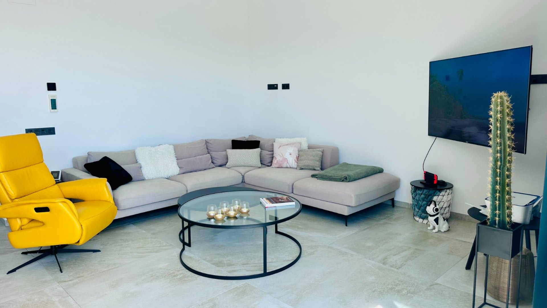 Resale - Villa -
Rojales