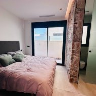 Resale - Villa -
Rojales