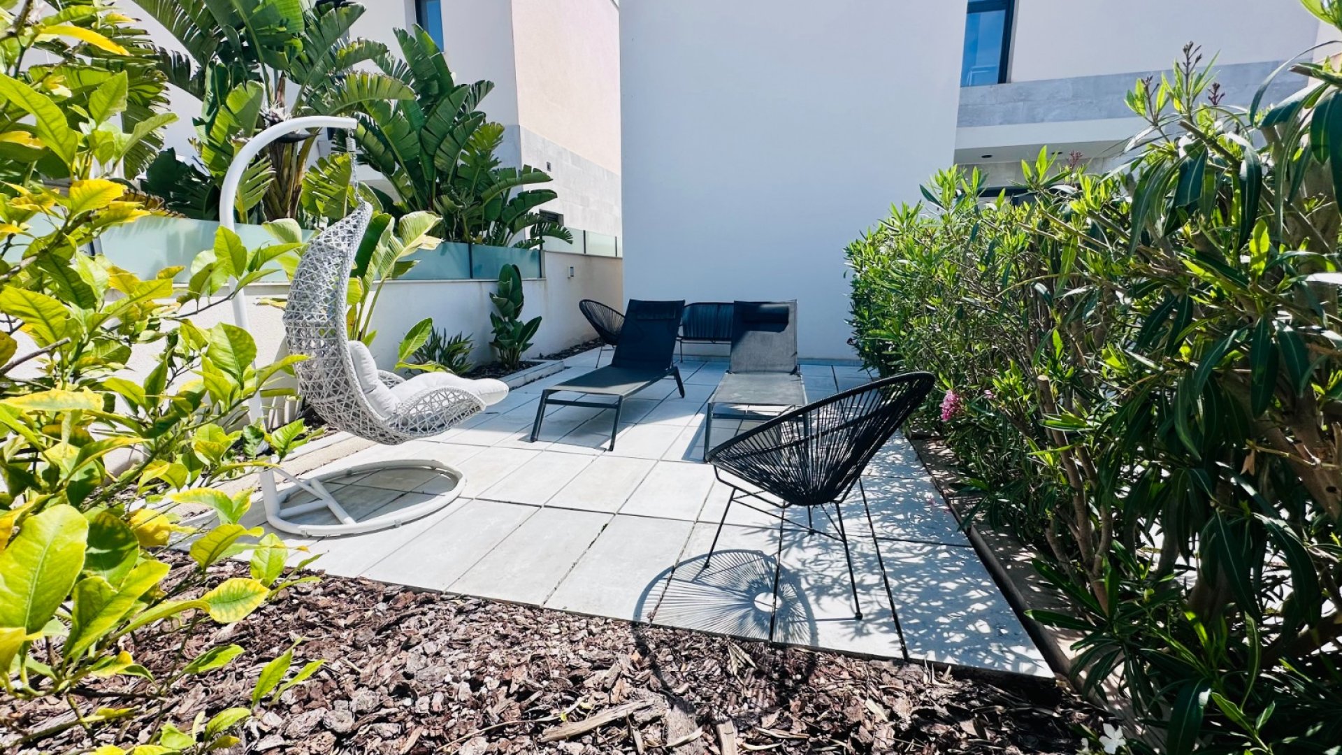 Resale - Villa -
Rojales