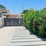 Resale - Villa -
Rojales